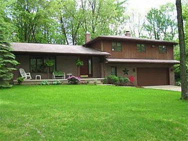 1st image of 1581 Willoughby Dr