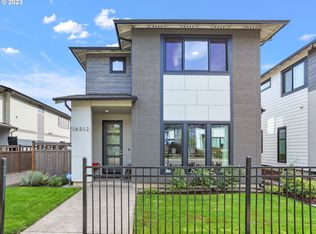 16512 SE Pleasant Valley Pkwy, Happy Valley, OR 97086