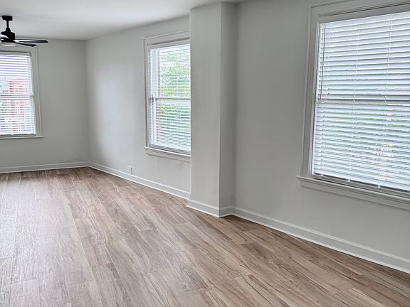 4th image of 300 W Pike St #1