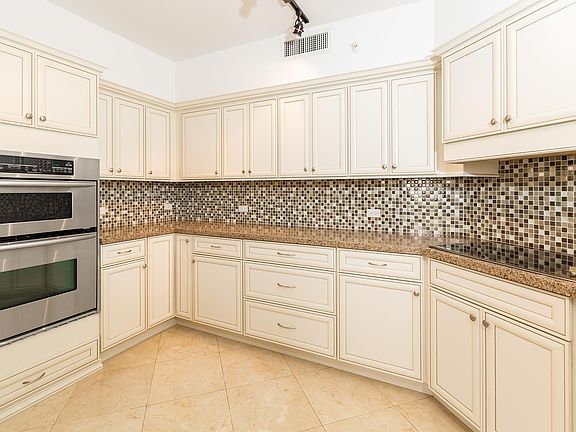 5th image of 10140 W Bay Harbor Dr Ph N