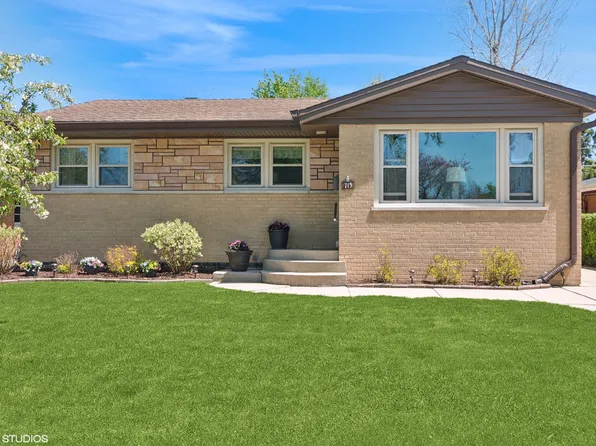 713 Sylviawood Ave, Park Ridge, IL 60068