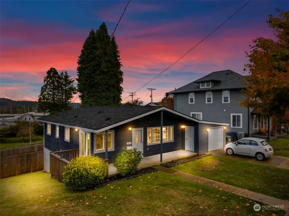 209 E Broadway Avenue, Montesano, WA 98563