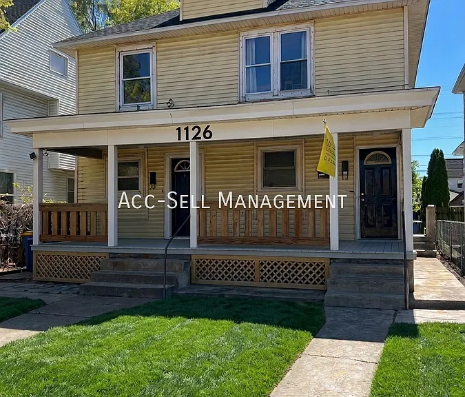 1126 Cesar E Chavez Ave SW #2 — Photo 1