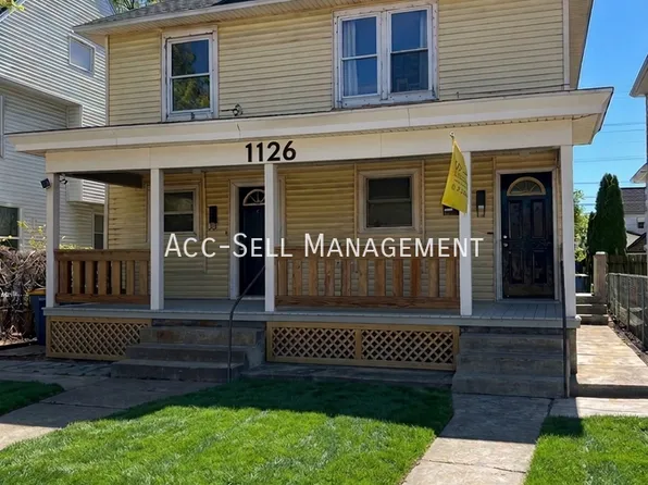 1126 Cesar E Chavez Ave SW #2, Grand Rapids, MI 49503
