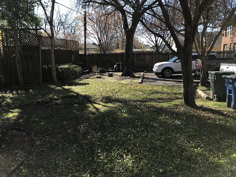 4604 Gaston Ave — Photo 20