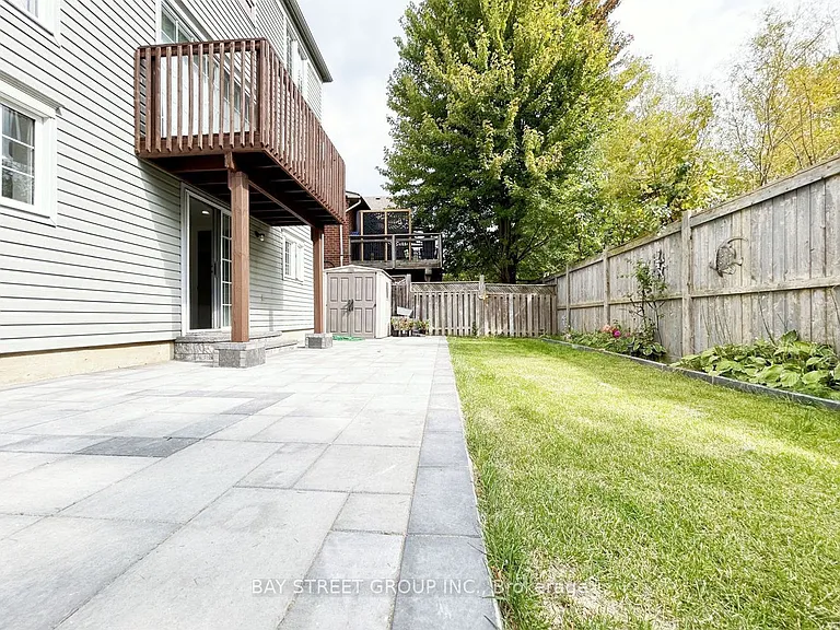 17 Bradbury Cres — Photo 13