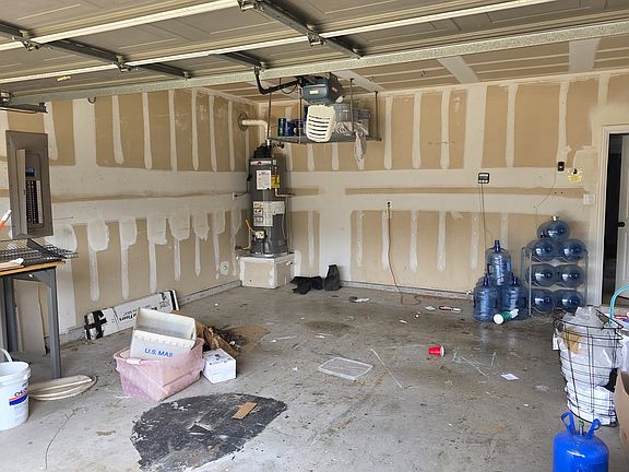 3rd image of 5529 Big River Dr