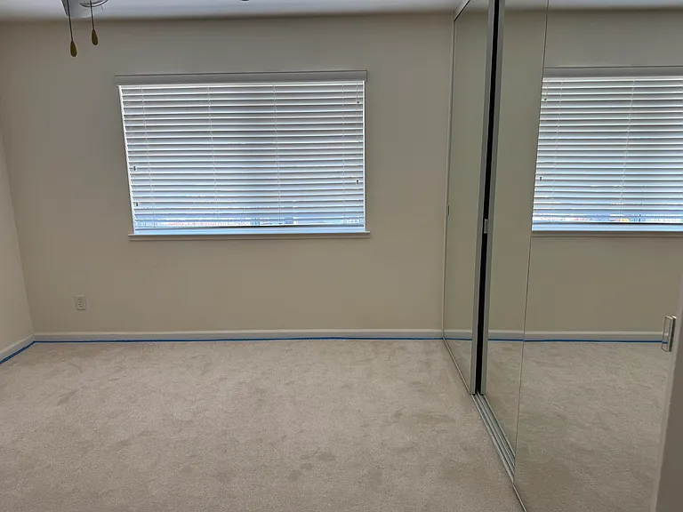 5049 Pine Lake Ct — Photo 12