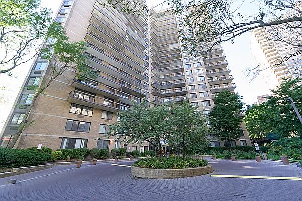 1st image of 13835 Elder Ave APT 4L