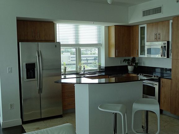 4th image of 7910 Harbor Island Dr APT 506
