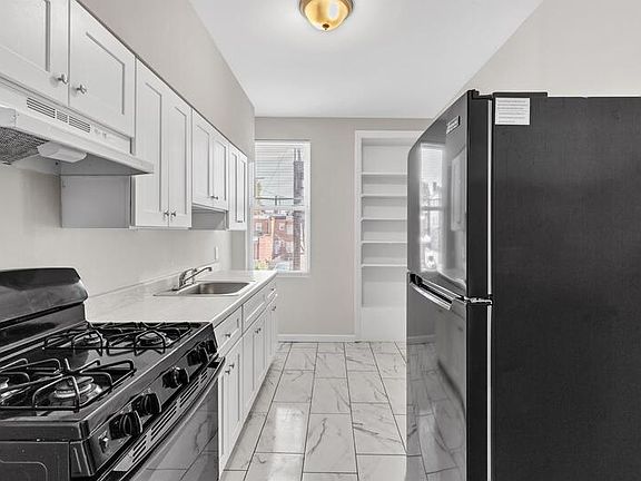 5th image of 2305 Wichita Ave #1