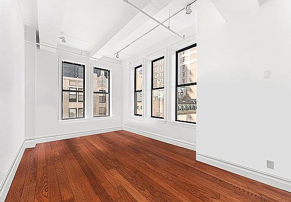 5th image of 43-45 E 30th St APT 14A