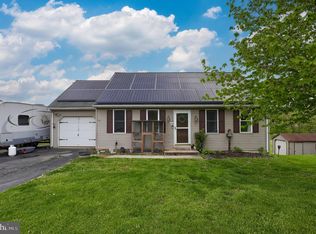 214 N Muddy Creek Rd, Denver, PA 17517