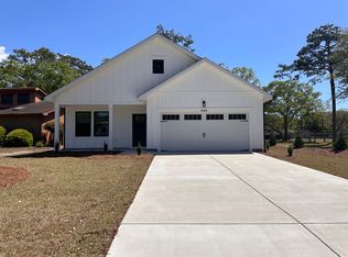 1668 Winding Way SW, Ocean Isle Beach, NC 28469