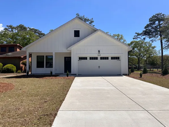 1668 Winding Way SW, Ocean Isle Beach, NC 28469