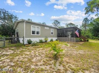 179 Kingfish Rd, Pomona Park, FL 32181