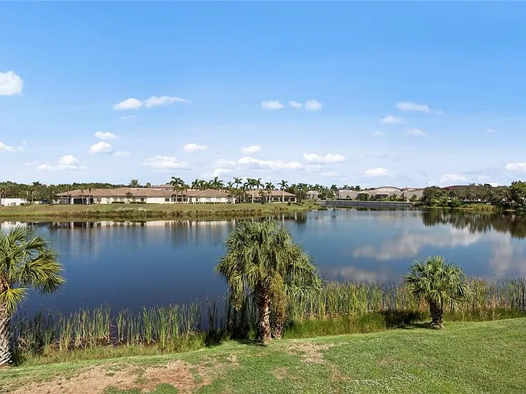 8736 River Homes Ln #7304 — Photo 1