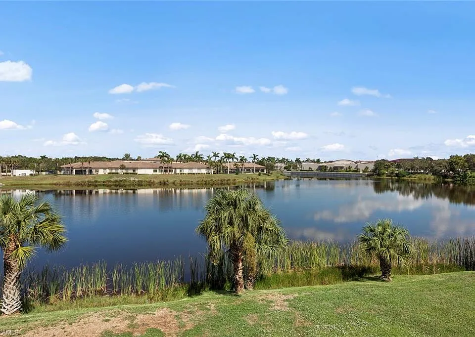 8736 River Homes Ln #7304