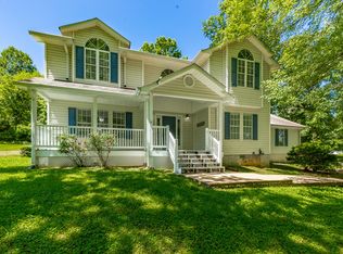 65 Tripp Ln, Trenton, GA 30752