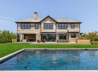 90 Rosko Ln, Southampton, NY 11968