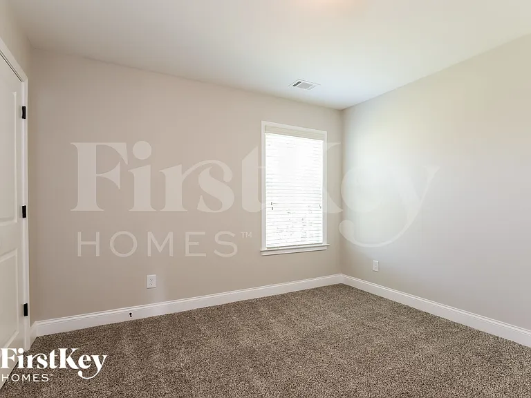 4313 Yonah Park — Photo 15