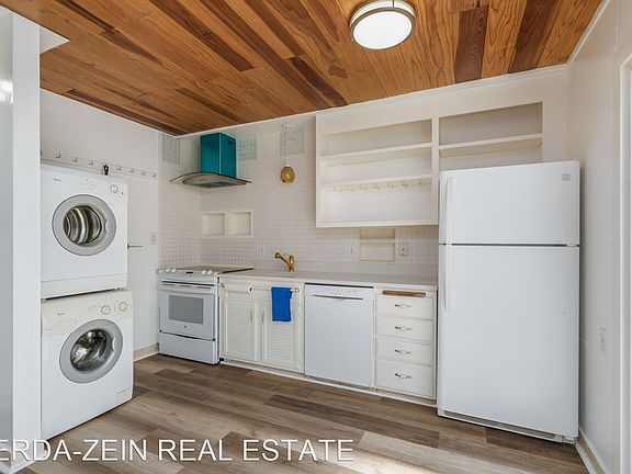 5th image of 2209 Otis Dr APT S