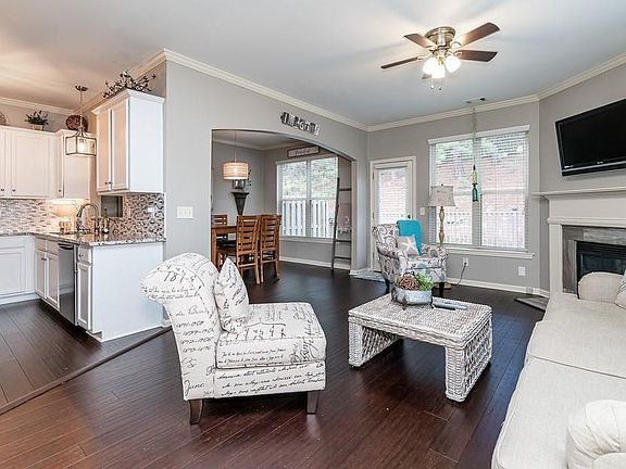 5th image of 120 Sunset Ln