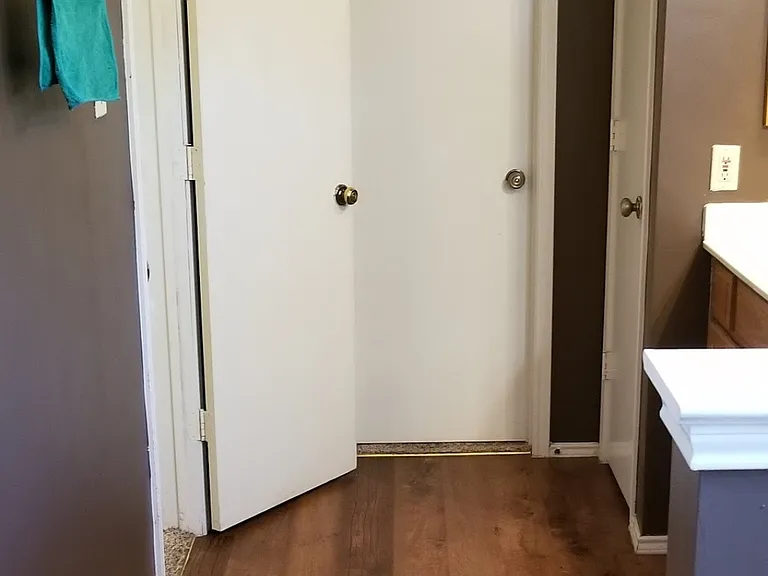 6744 Cedar Shadow Dr — Photo 10