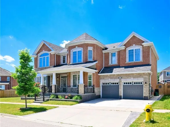 24 Pickett Pl, Cambridge, ON N3E 0B7