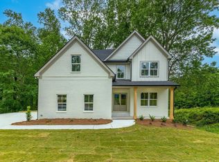298 Poplar St, Buford, GA 30518