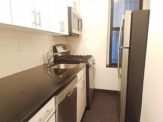3rd image of 248 W 105th St #3ON