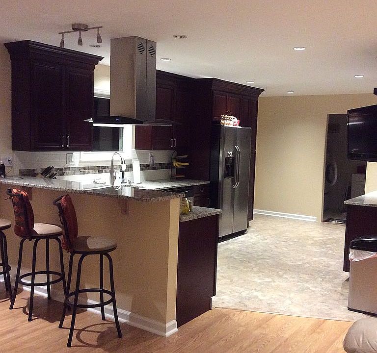2nd image of 35 Anita Dr