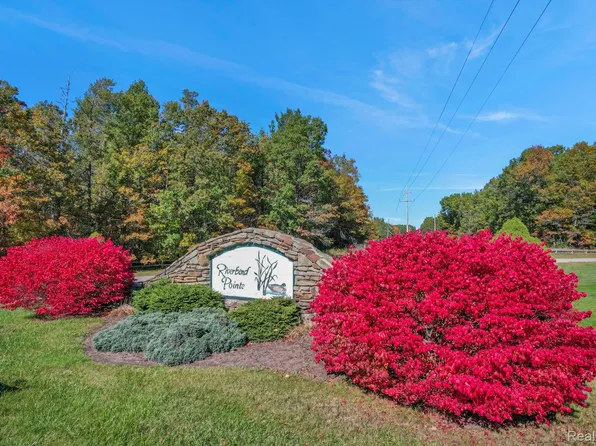 47 N Vaughan Trl, Oscoda, MI 48750