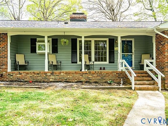 3rd image of 321 Warsaw Ave