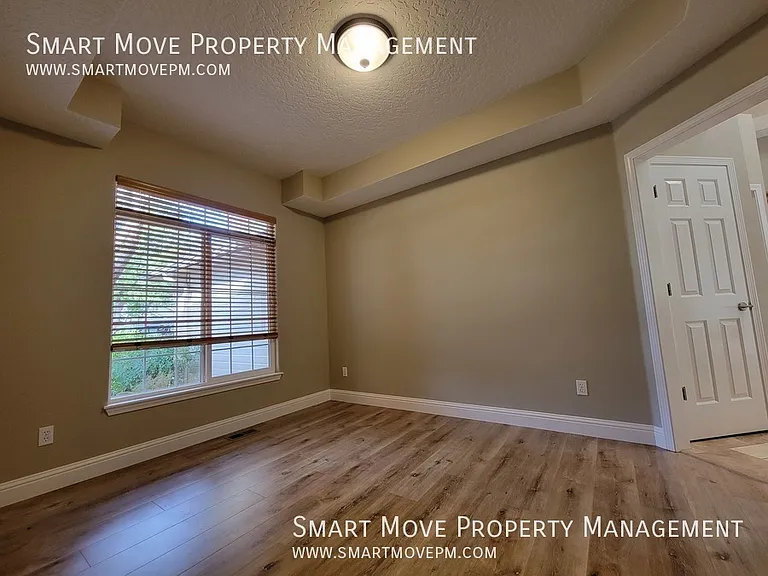1096 N Glenabby Pl — Photo 20