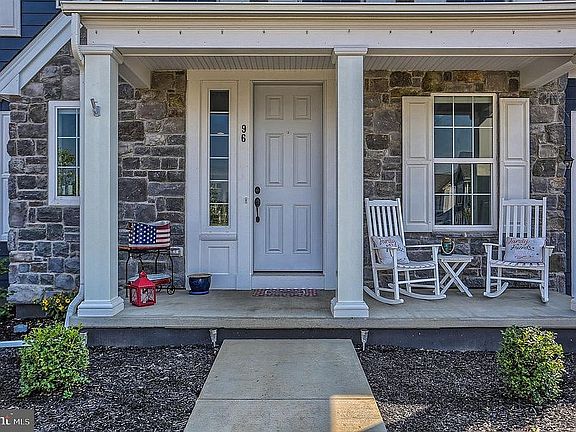 Street View Front Porch