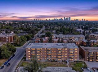 521 N 57th Ave SW #306, Calgary, AB T2V 4N5