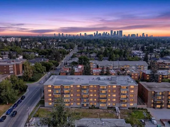 521 N 57th Ave SW #306, Calgary, AB T2V 4N5