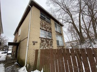 13945 S School St, Riverdale, IL