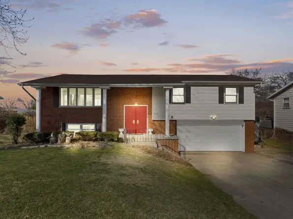 210 Barker Rd, Michigan City, IN 46360