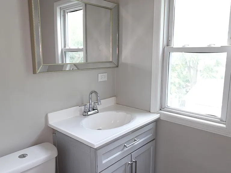 472 Michigan Ave #2 — Photo 13