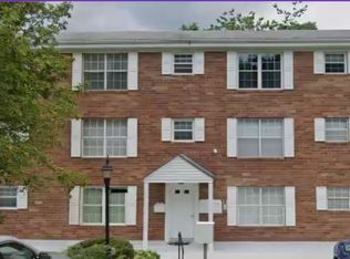 7 Hiland Valley Dr APT 705, Pittsburgh, PA 15229