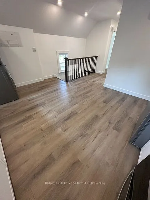 22 Wells Ave — Photo 3