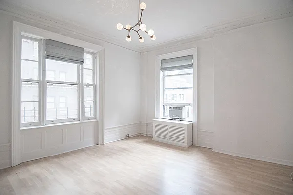 Rented by WAM Partners - William Moses Co. | media 32