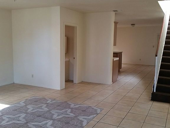 3rd image of 2043 W Florence Ave