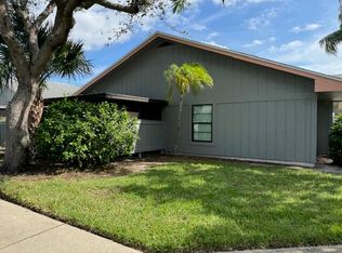 4065 NW Cinnamon Tree Cir, Jensen Beach, FL 34957