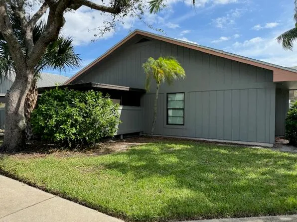 4065 NW Cinnamon Tree Circle, Jensen Beach, FL 34957