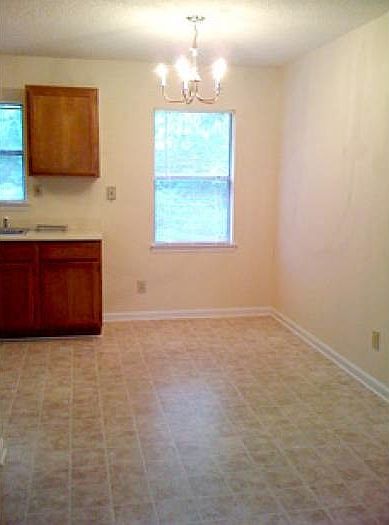 2nd image of 1109 Gardendale Terrace Dr