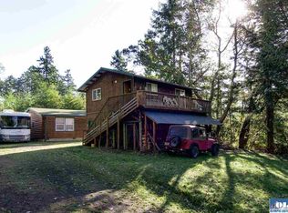 696 Burling Rd, Sequim, WA 98382