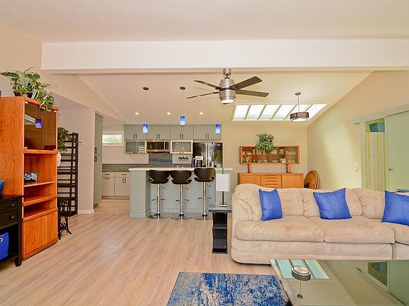 5th image of 281 Summer Cir #281